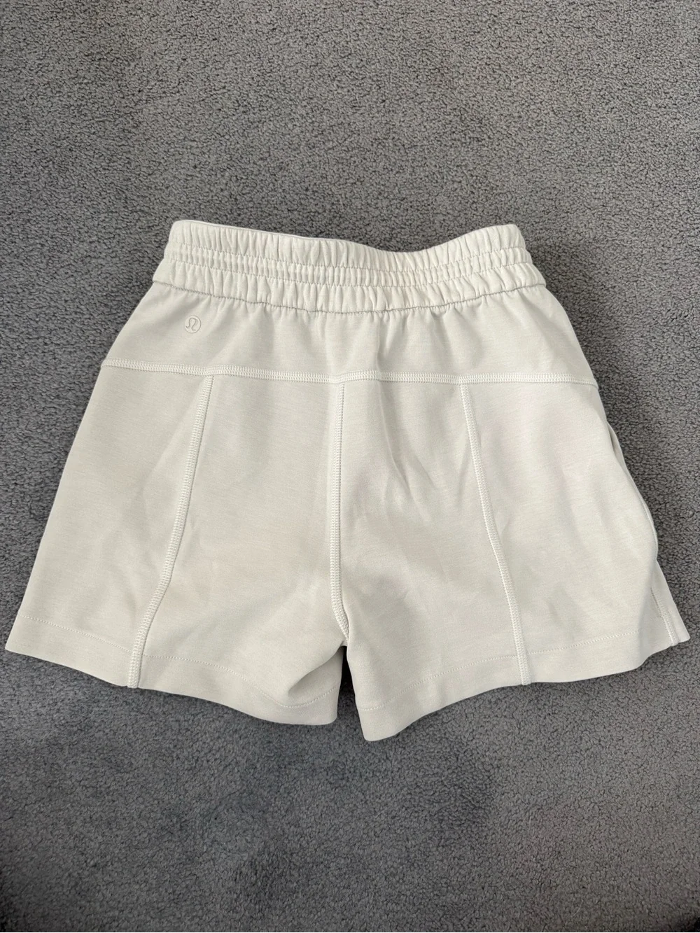 Lululemon women’s softstreme shorts